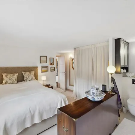 Four Bedroom Ann *